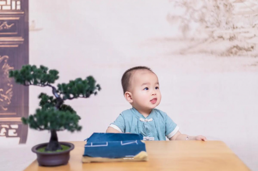 佛山宝宝总是抠鼻子 佛山宝宝总是抠鼻子